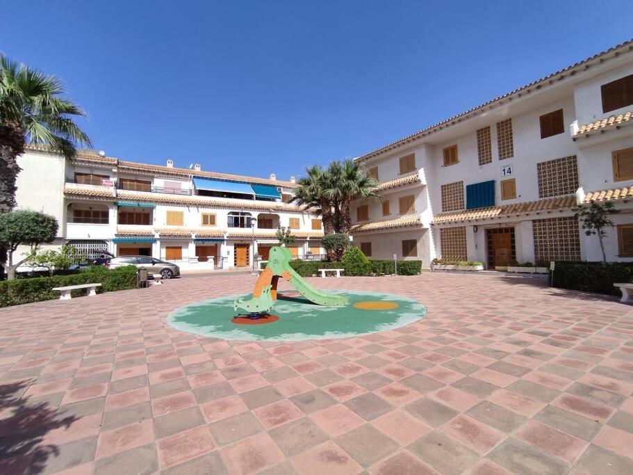 Apartamento Comodo A 300 Metros De La Playa Santa Pola Exterior photo