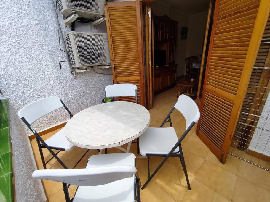 Apartamento Comodo A 300 Metros De La Playa Santa Pola Exterior photo