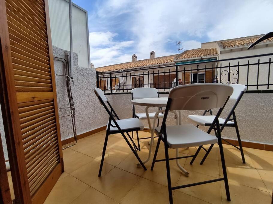 Apartamento Comodo A 300 Metros De La Playa Santa Pola Exterior photo